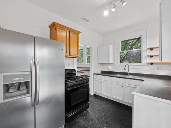 713 Patterson Ave, Austin TX 78703