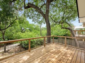 713 Patterson Ave, Austin TX 78703