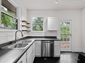 713 Patterson Ave, Austin TX 78703