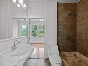 713 Patterson Ave, Austin TX 78703
