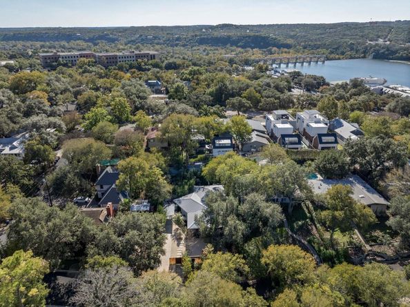 3705 Bridle PATH, Austin TX 78703