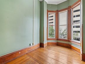 109 E 10th ST, Austin TX 78701