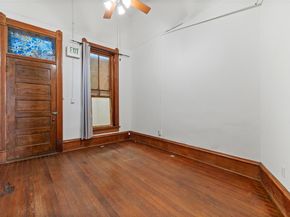 109 E 10th ST, Austin TX 78701