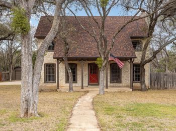 803 Serenada DR