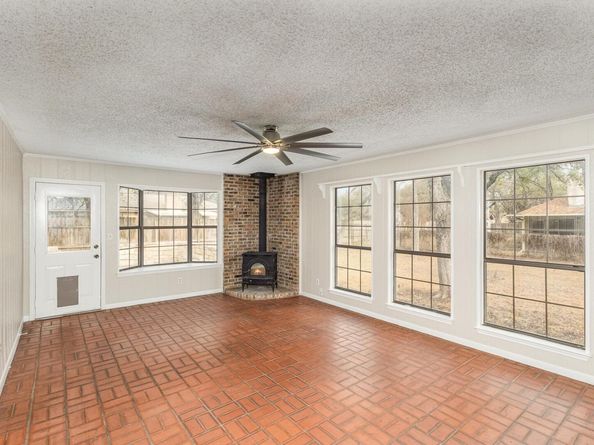 803 Serenada DR, Georgetown TX 78628