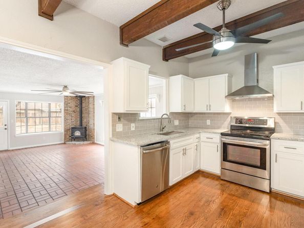 803 Serenada DR, Georgetown TX 78628