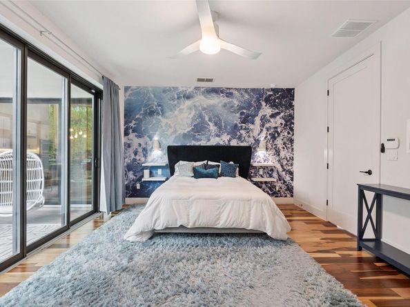 1102 W Monroe ST, Austin TX 78704