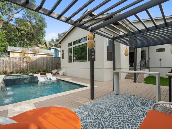 1102 W Monroe ST, Austin TX 78704