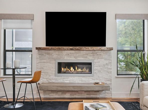 1102 W Monroe ST, Austin TX 78704