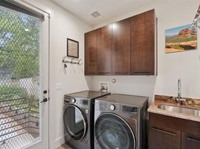 1102 W Monroe ST, Austin TX 78704