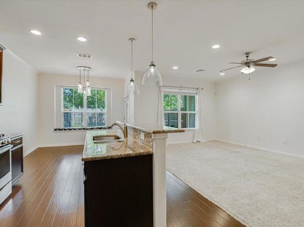 13400 Briarwick DR 1703, Austin TX 78729