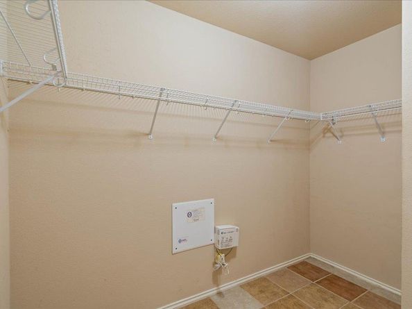 12001 Buzz Schneider LN, Austin TX 78748