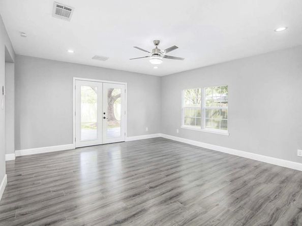 4734 Sanford RD, Houston TX 77035