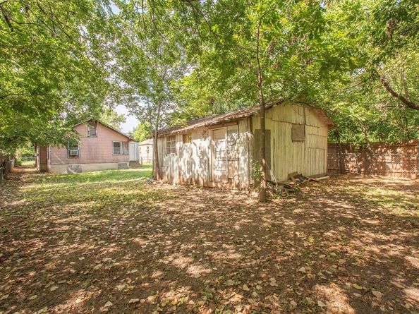 1218 E 52nd ST, Austin TX 78723