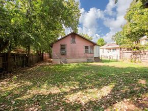 1218 E 52nd ST, Austin TX 78723