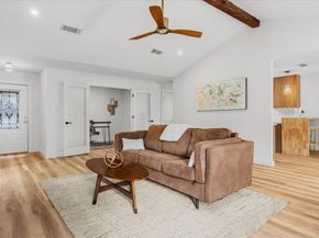 9223 Independence LOOP, Austin TX 78748