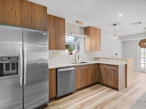 9223 Independence LOOP, Austin TX 78748