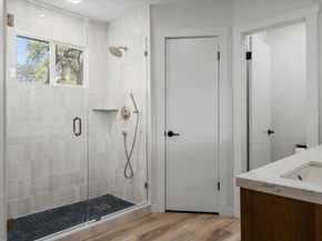 9223 Independence LOOP, Austin TX 78748