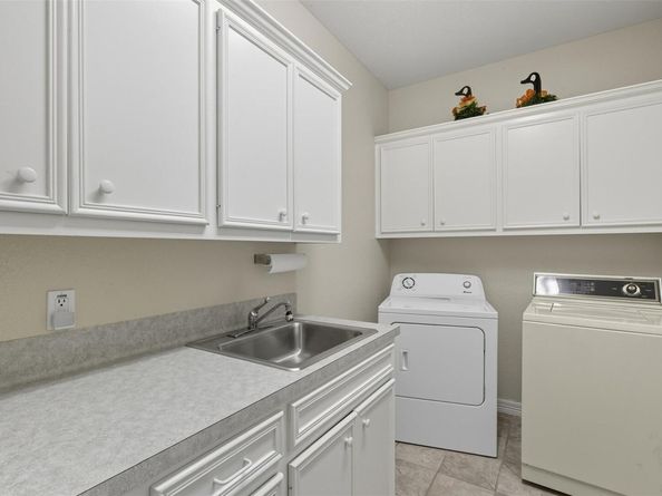 405 Allen CIR, Georgetown TX 78633