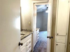 6900 Lovely LN, Austin TX 78744