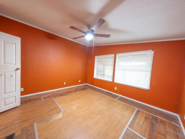 2909 Goodwin Ave, Austin TX 78702