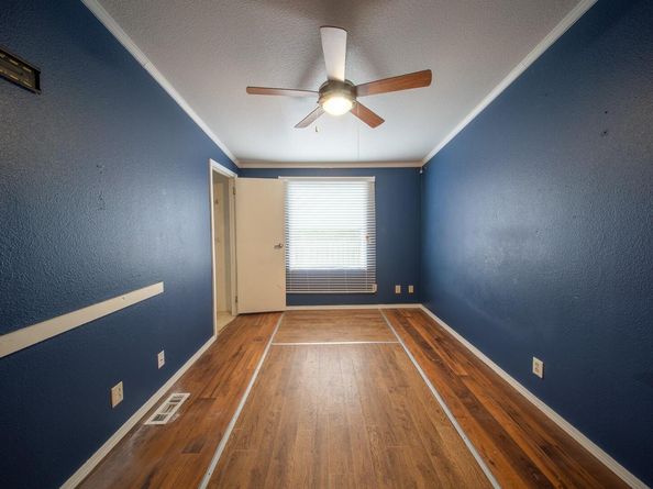 2909 Goodwin Ave, Austin TX 78702