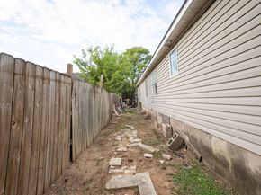 2909 Goodwin Ave, Austin TX 78702