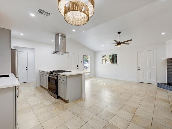 11411 Ptarmigan Dr, Austin TX 78758