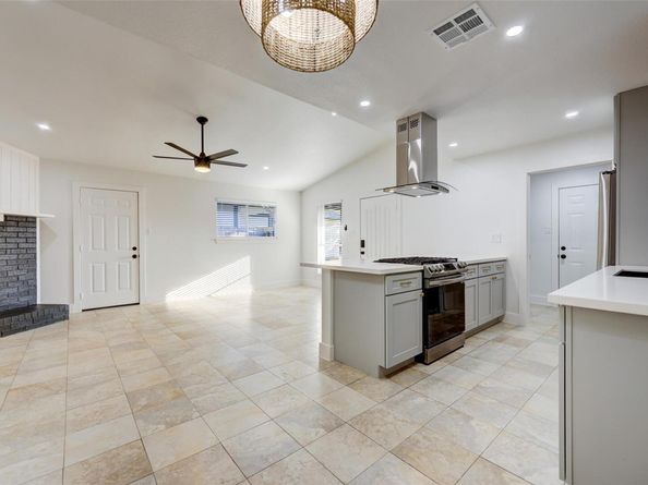 11411 Ptarmigan Dr, Austin TX 78758