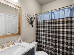 7716 Waldon DR E, Austin TX 78750