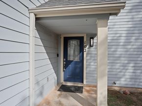 8330 Fathom CIR 102, Austin TX 78750