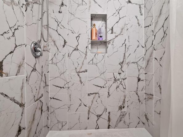 14003 Valley Grove DR, Houston TX 77066