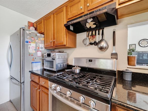 14003 Valley Grove DR, Houston TX 77066