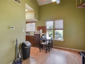 3115 Tom Green ST 404, Austin TX 78705