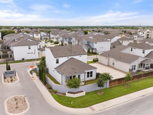 2209 Grenache DR 34, Round Rock TX 78664