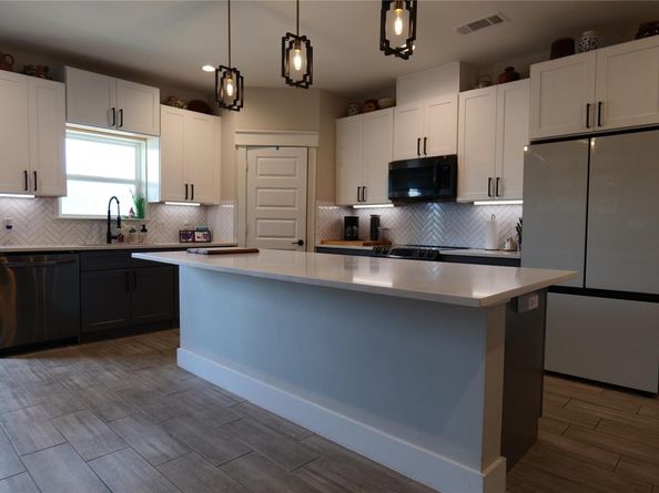 20703 Bonanza ST, Lago Vista TX 78645