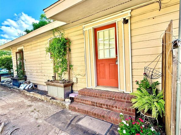 1911 Pasadena DR, Austin TX 78757