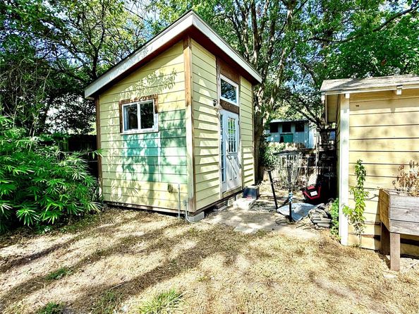 1911 Pasadena DR, Austin TX 78757