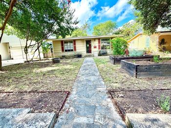 1911 Pasadena DR