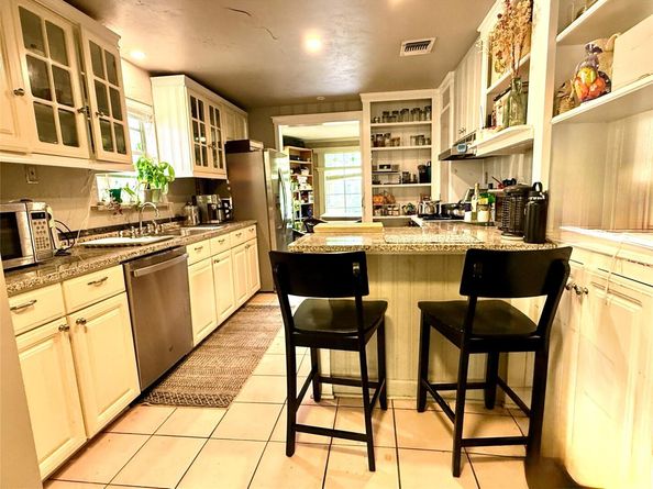 1911 Pasadena DR, Austin TX 78757