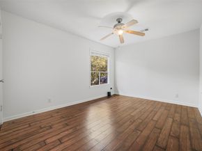 8801 Tallwood DR Unit B, Austin TX 78759