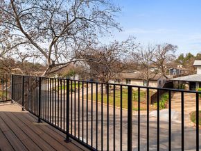 4901 Gladeview DR B, Austin TX 78745