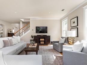 6600 Magenta LN, Austin TX 78739