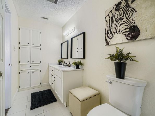 603 Meadowbrook DR, Georgetown TX 78628
