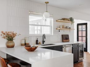 7402 Whistlestop DR, Austin TX 78749