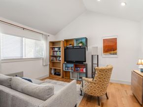 1307 E 52nd ST 4, Austin TX 78723