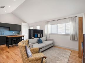 1307 E 52nd ST 4, Austin TX 78723