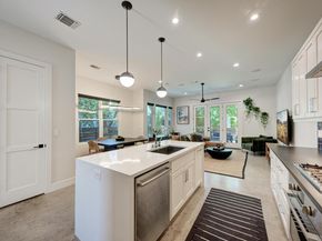 918 Cardinal LN A, Austin TX 78704