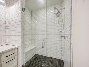 918 Cardinal LN A, Austin TX 78704