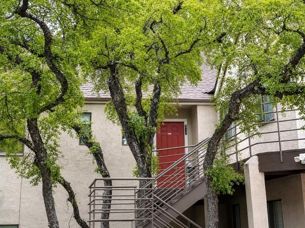 6810 Deatonhill DR 217, Austin TX 78745